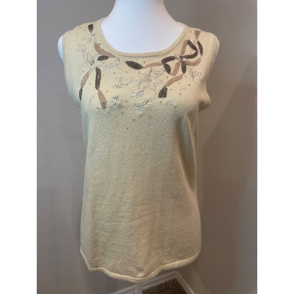 Oscar de la Renta Ivory Beaded Silk Blend Sleeveless Sweater